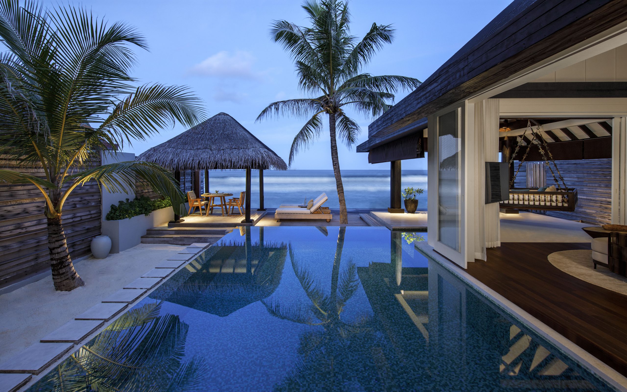 Naladhu Private Island - Ocean House - Pool and Garden View