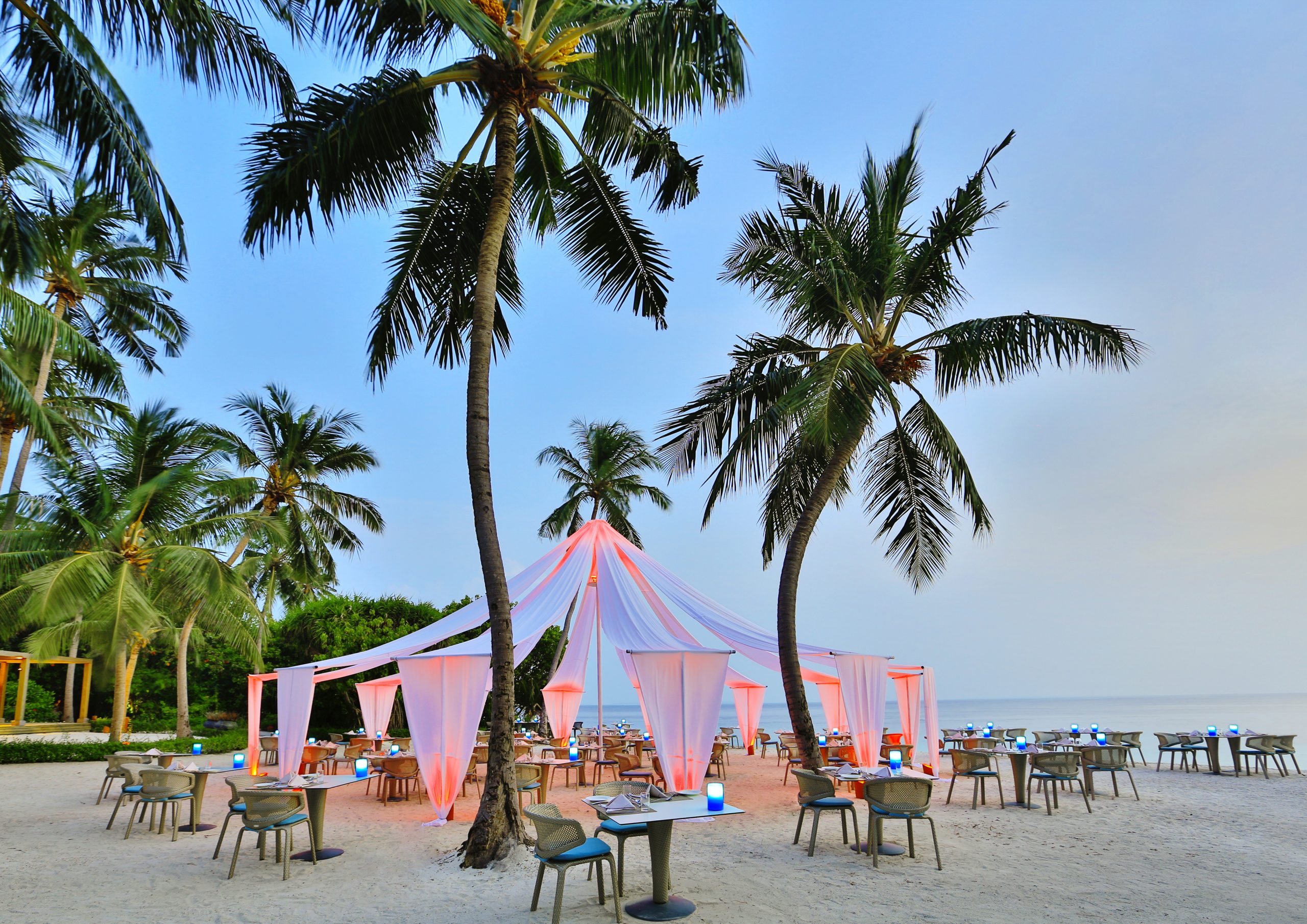 Dinner on the Beach_The Market Restaurant