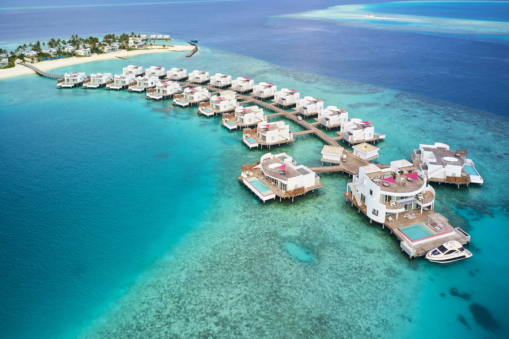 jumeirah_maldives__hero