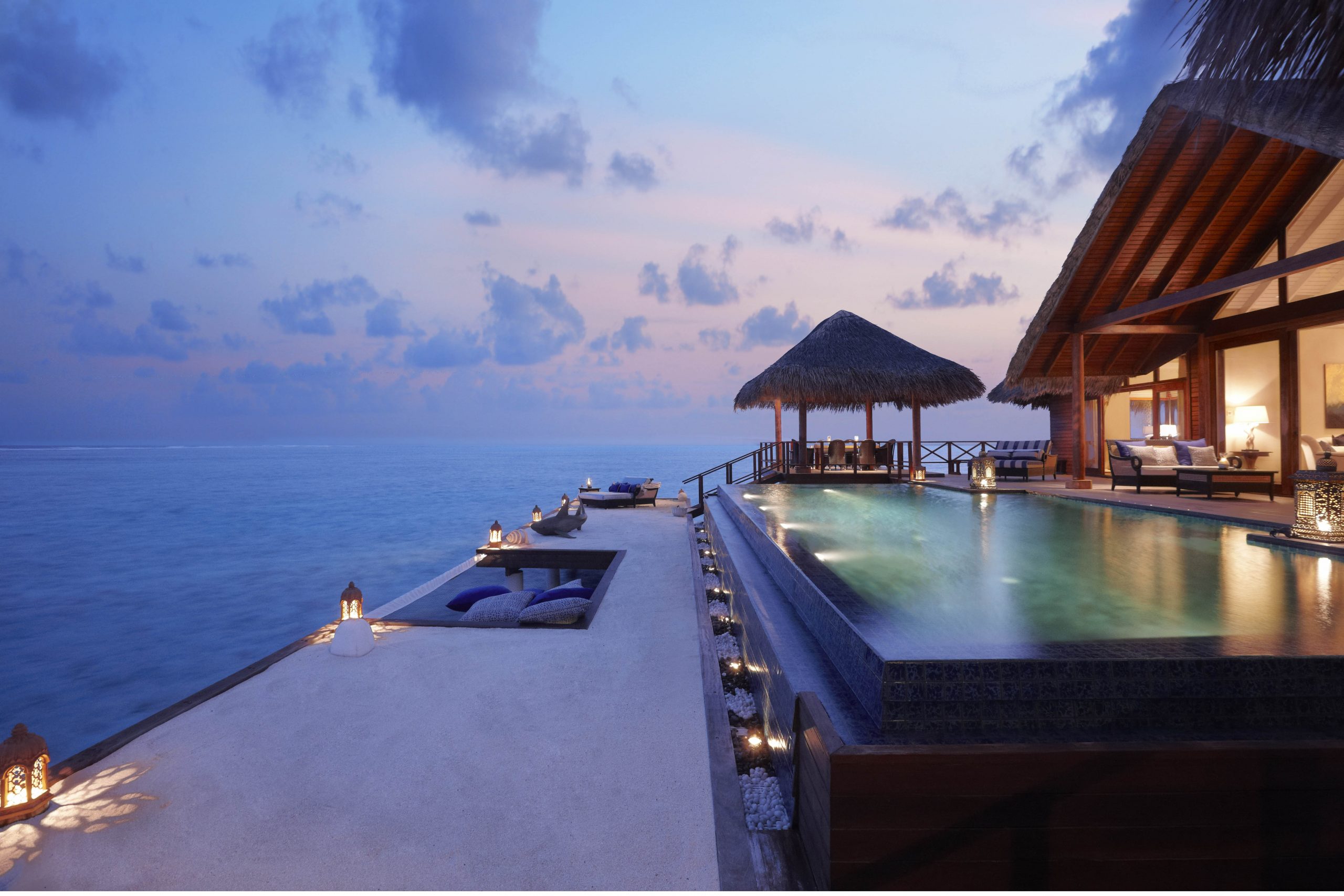 The Rehendi Presidential Overwater Suite with Pool (2)