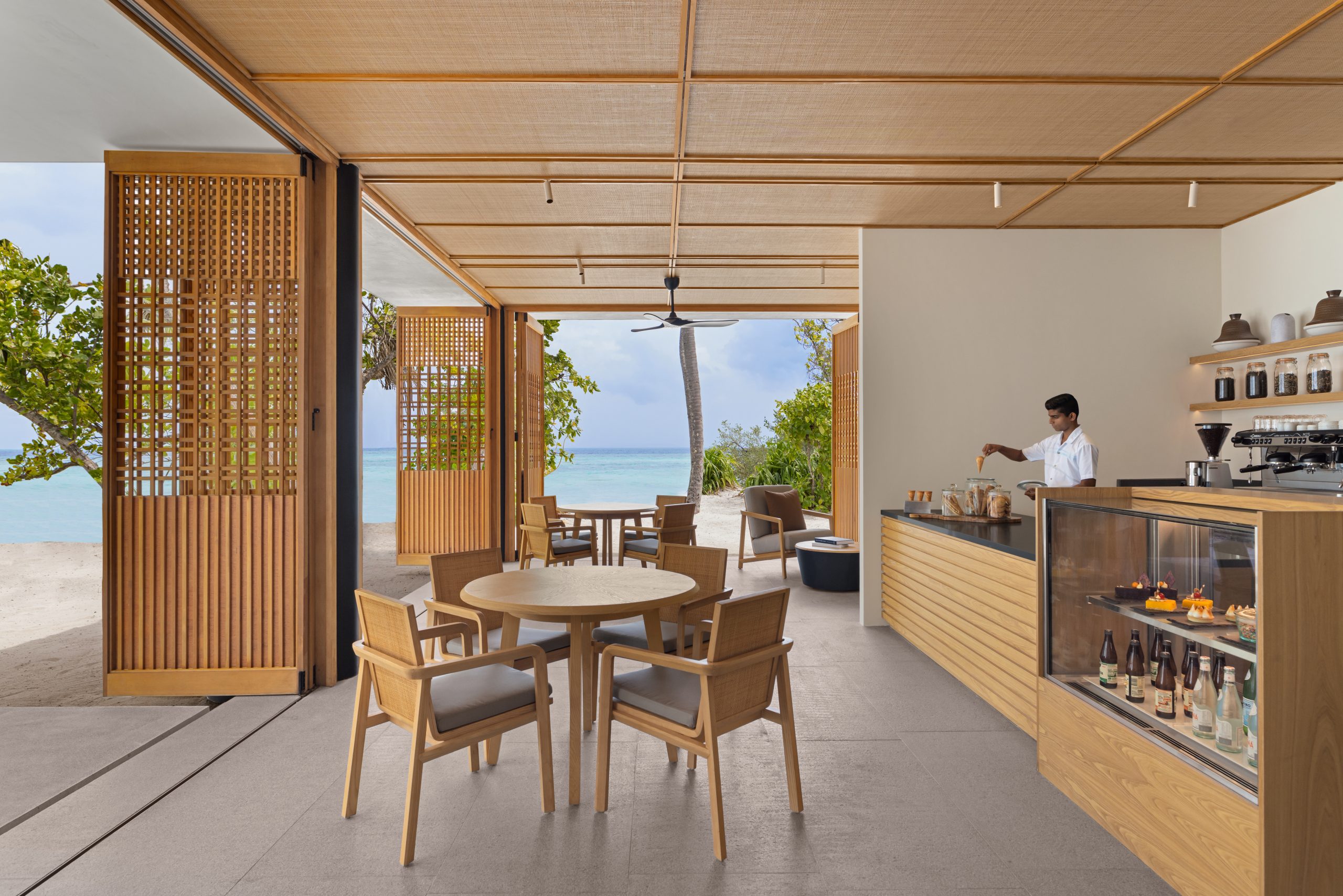 Alila Kothaifaru Maldives - Pibati Cafe