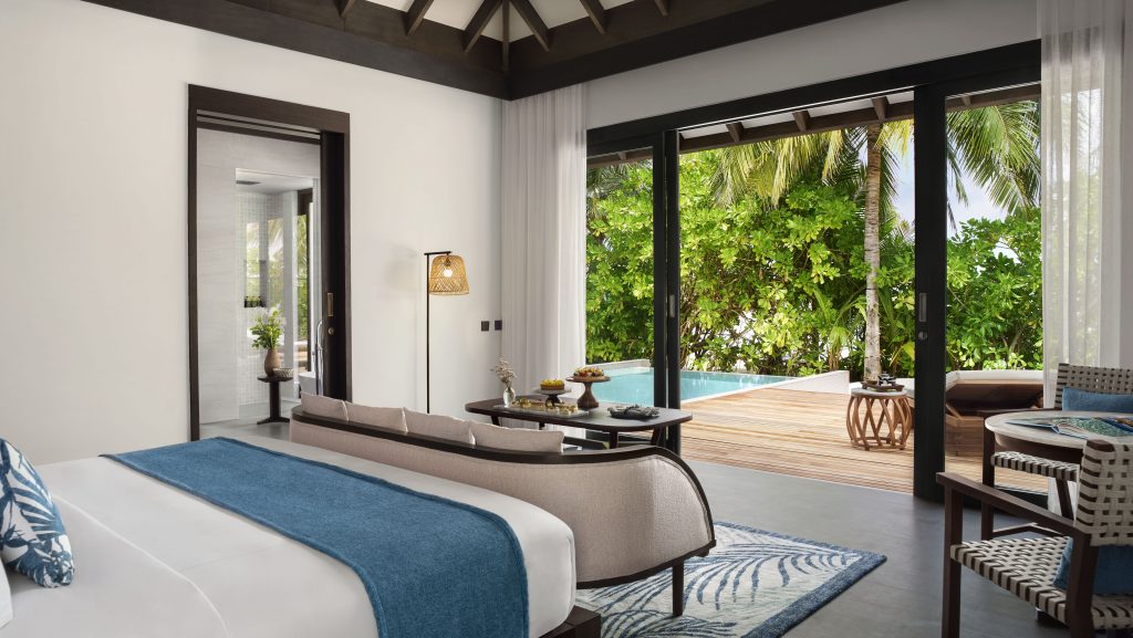 Anantara Veli Maldives Resort - Beach Pool Villa - bedroom and deck view