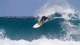 Surfing Legends Series Barton Lynch Wave