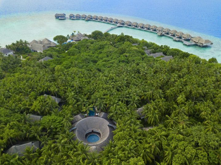 Dusit Thani Maldives Aerial 2531 3.jpg