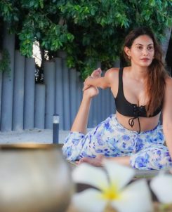 Batch Amyra Dastur Yoga At The Westin Maldives (1)