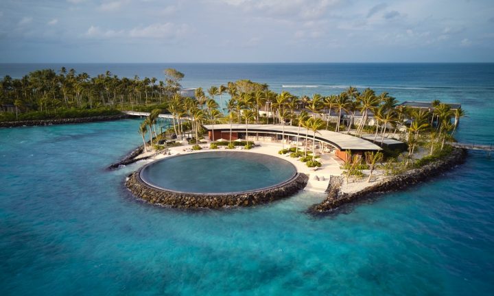 Batch The Ritz Carlton Maldives, Fari Islands Eau Bar From Above