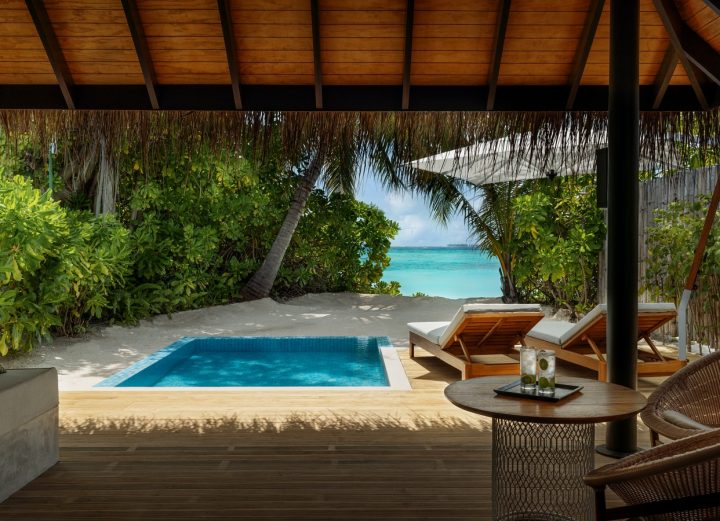 Batch Velassaru Beachvillapool (1)