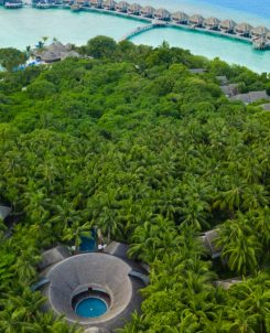 Dusit Thani Maldives Aerial 2531 3.jpg