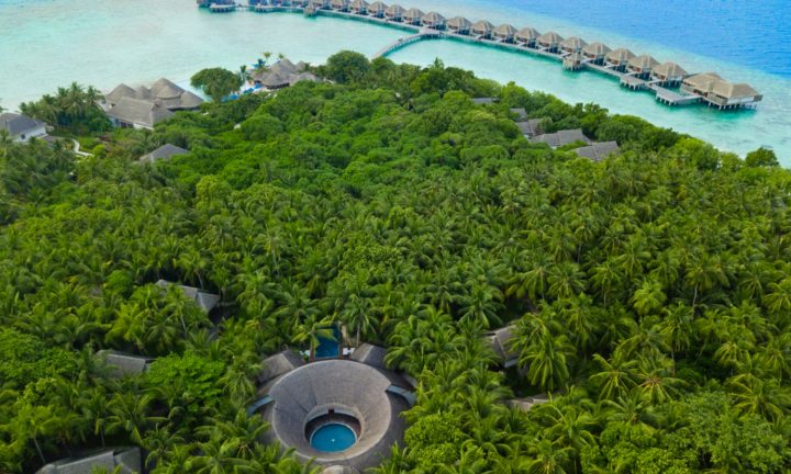 Dusit Thani Maldives Aerial 2531 3.jpg