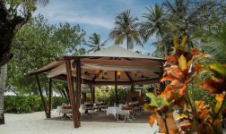 Constance Moofushi Restaurants And Bars Alizee Restaurant 04