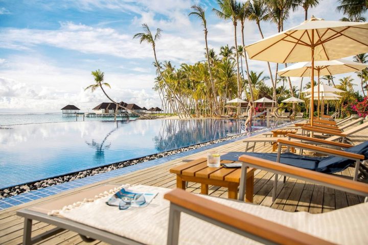 Tui Blue Pool The Bar