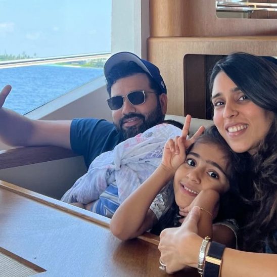 Rohit Sharma And His Family In Maldives 144003755 16x9 0 Ezgif.com Webp To Jpg Converter