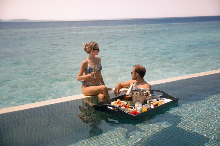 Hurawalhi Floatingbreakfast