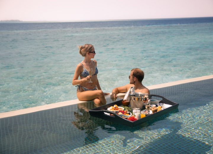 Hurawalhi Floatingbreakfast