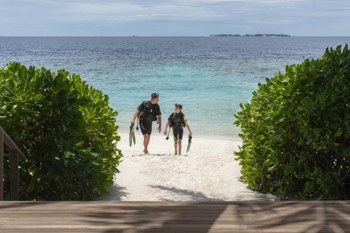 St. Regis Maldives Scuba Diving