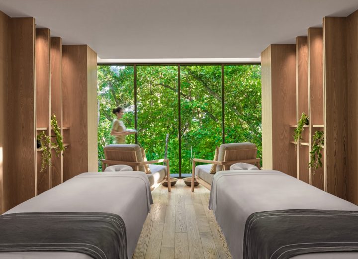 Alila Kothaifaru Maldives Spa Alila Treatment Room With Staff