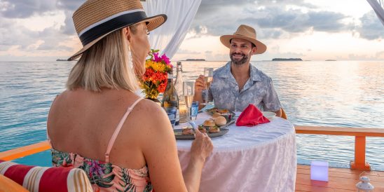 Angsana Velavaru Destination Dining Vdeck