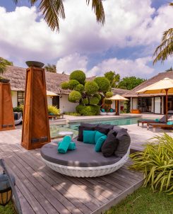 Ozen Reserve Bolifushi Royal Reserve Exterior 2