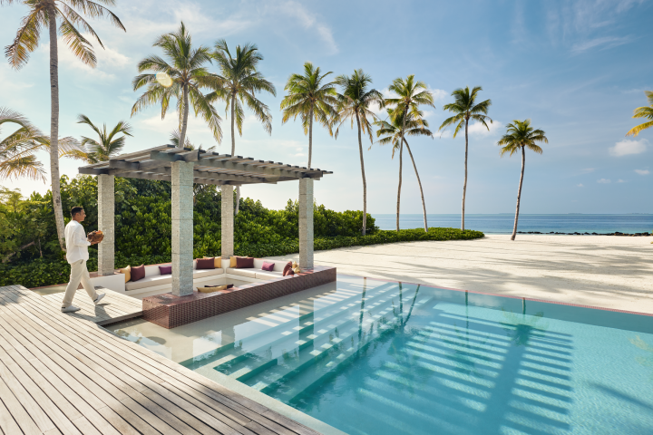 Jumeirah Olhahali Island Miri Three Bedroom Beach Retreat