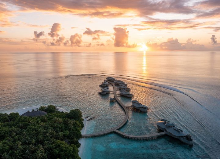Soneva Fushi Sunrise At The Water Retreats Image Credit Julia Neeson @julesandbeyond For Soneva.