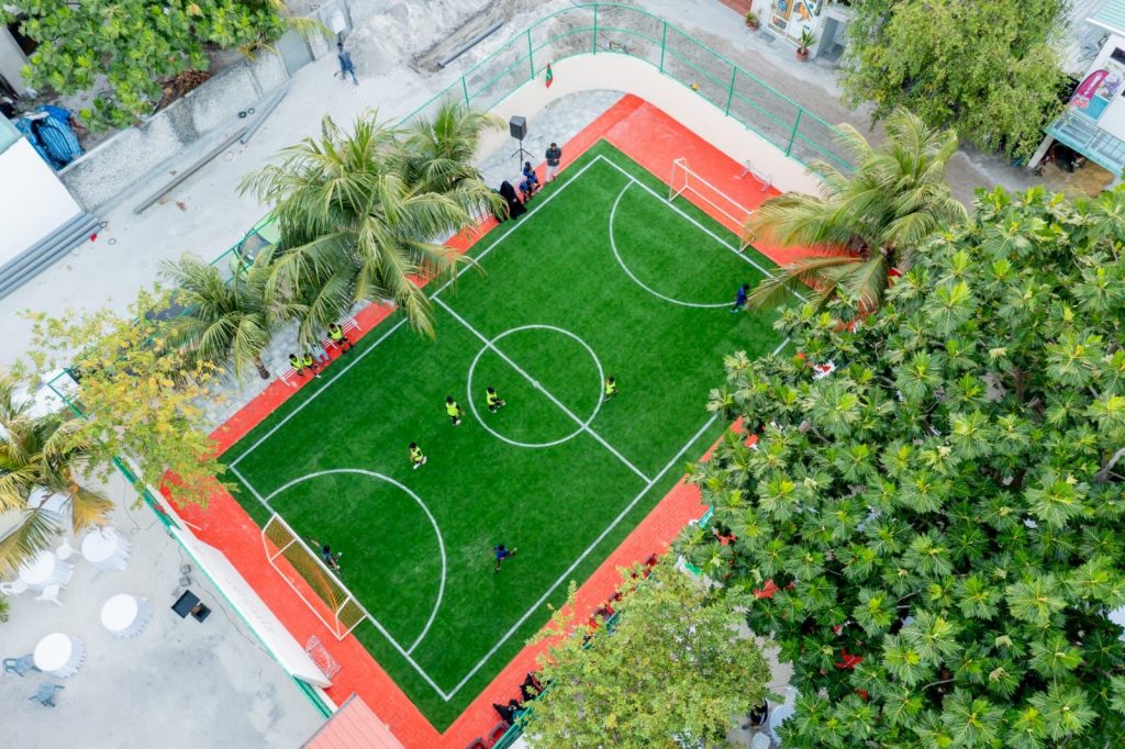 16def9b8 37fe 443f B10a 240625822e42