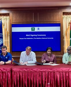 Mou Signing Between Banyan Tree Vabbinfaru And Mnu