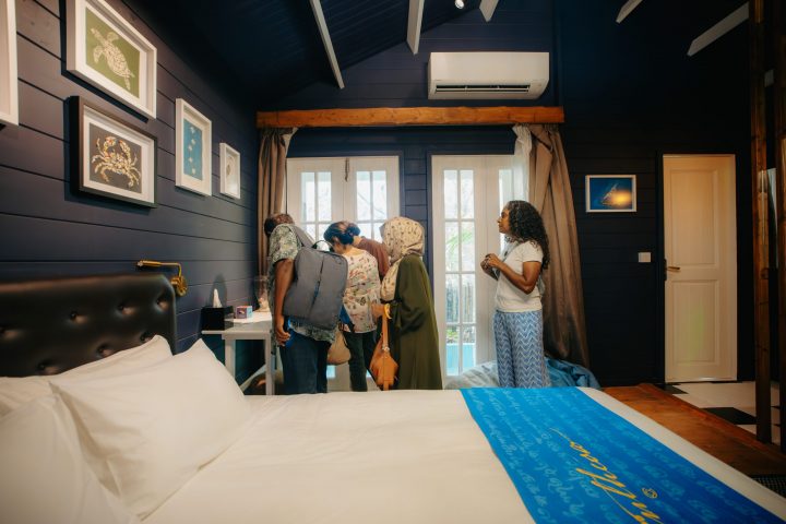 A Glimpse Into 107 By Emaz Shakoor