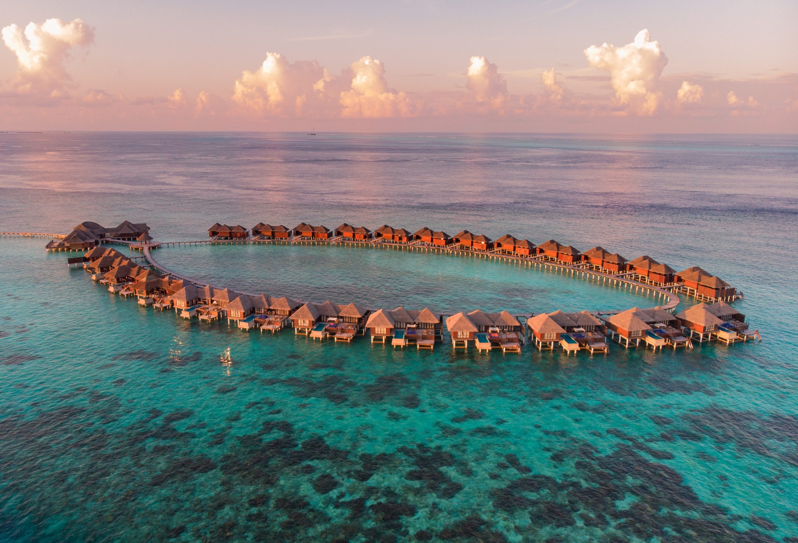 Coco Bodu Hithi celebrates back-to-back wins at Condé Nast Johansens Awards