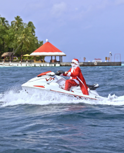Festive Splash At Dhawa Ihuru