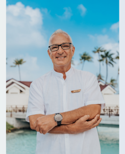 Untitled (2000 x 900 px)