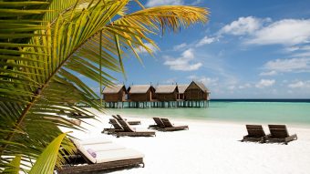 Constance Moofushi Beach