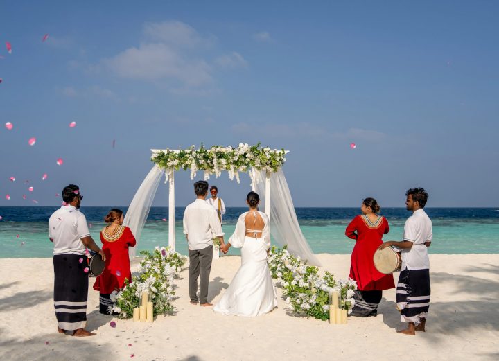 Eri Maldives Wedding Large
