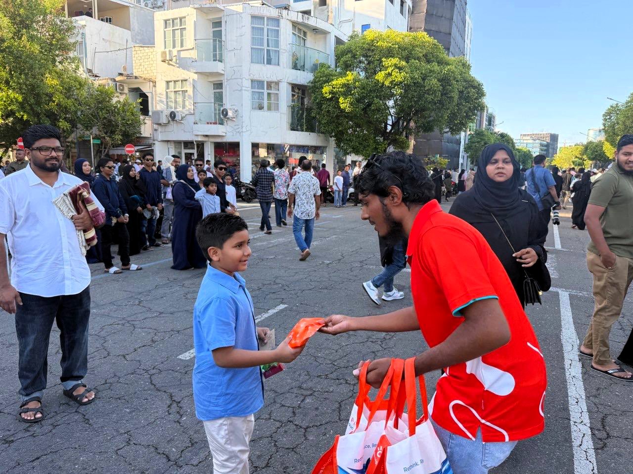 Dhiraagu marks Eid with ‘Eid Sai’ and ‘Eid Hadhiyaa’ across Maldives