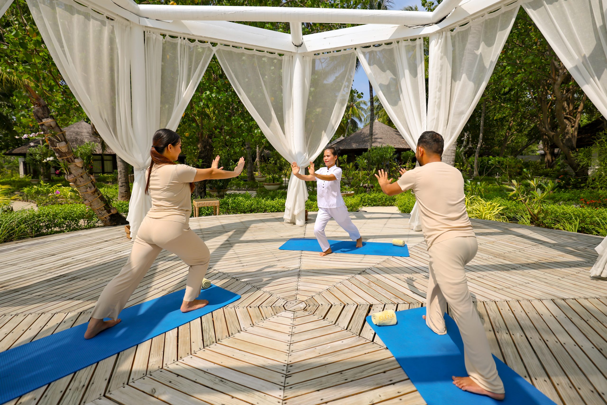 ELE|NA at OZEN RESERVE BOLIFUSHI wins Best Spa Resort Maldives award