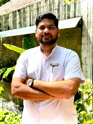 Vinayak Jaysing Magadum OBLU XPEREINCE Ailafushin & OBLU SELECT Lobigili