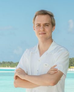 665222 Niyama Private Islands Head Sommelier f3e35b original