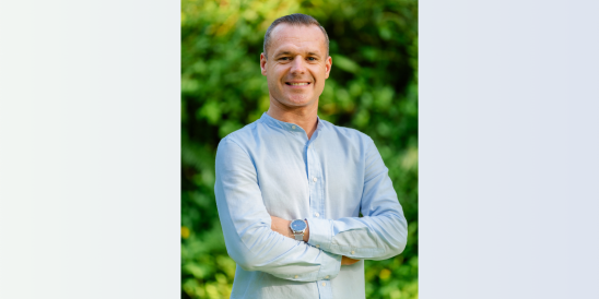 Untitled (2000 x 900 px)