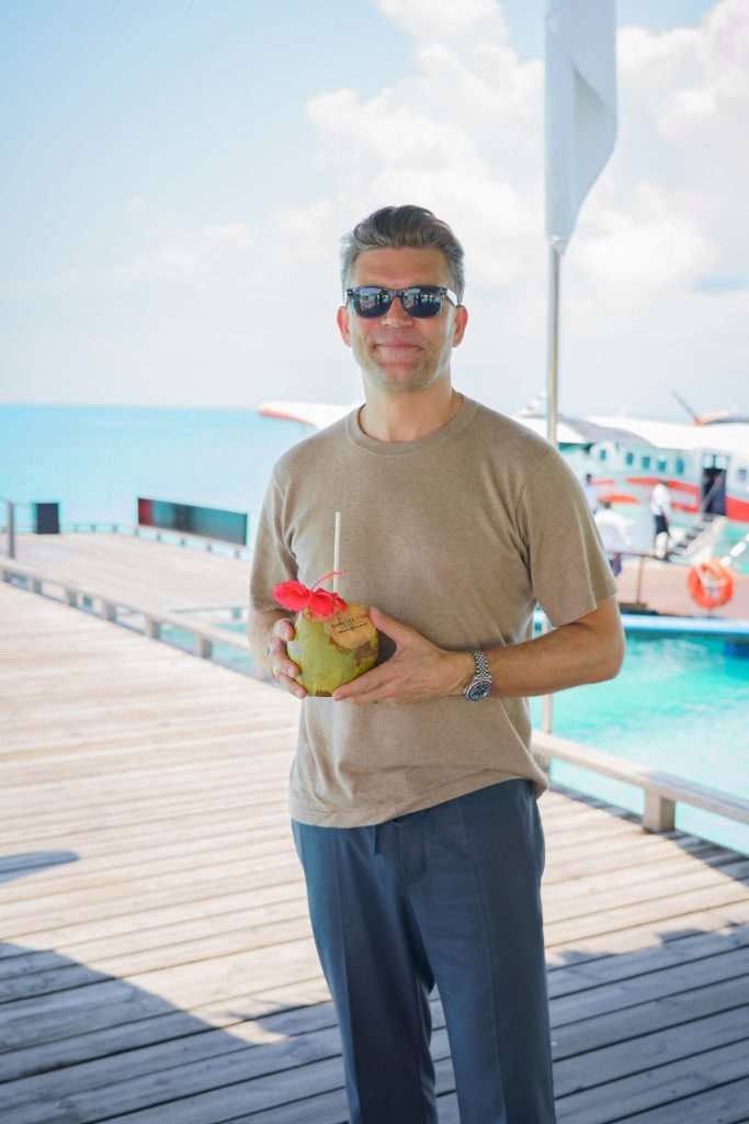 Batch Sirru Fen Fushi Private Lagoon Resort Hosts Marcus Allbäck