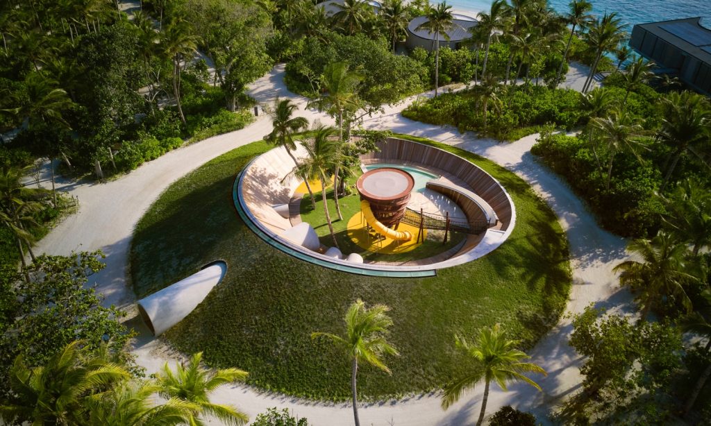 Batch The Ritz Carlton Maldives, Fari Islands Ritz Kids