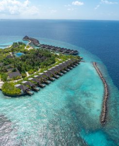 Batch dusitD2 feydhoo Maldives Areal water front villa
