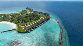 Batch dusitD2 feydhoo Maldives Areal water front villa