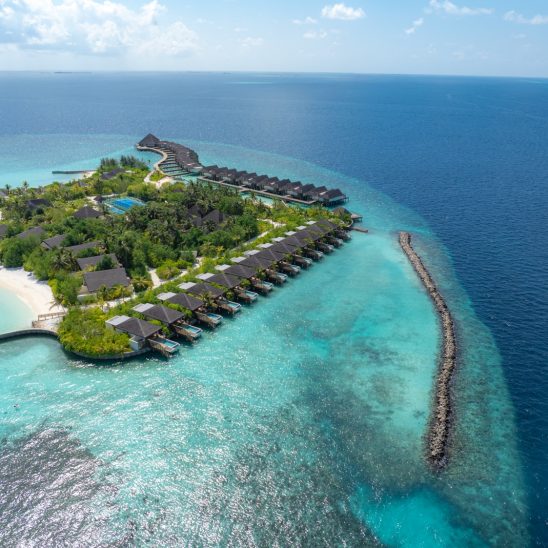 Batch dusitD2 feydhoo Maldives Areal water front villa