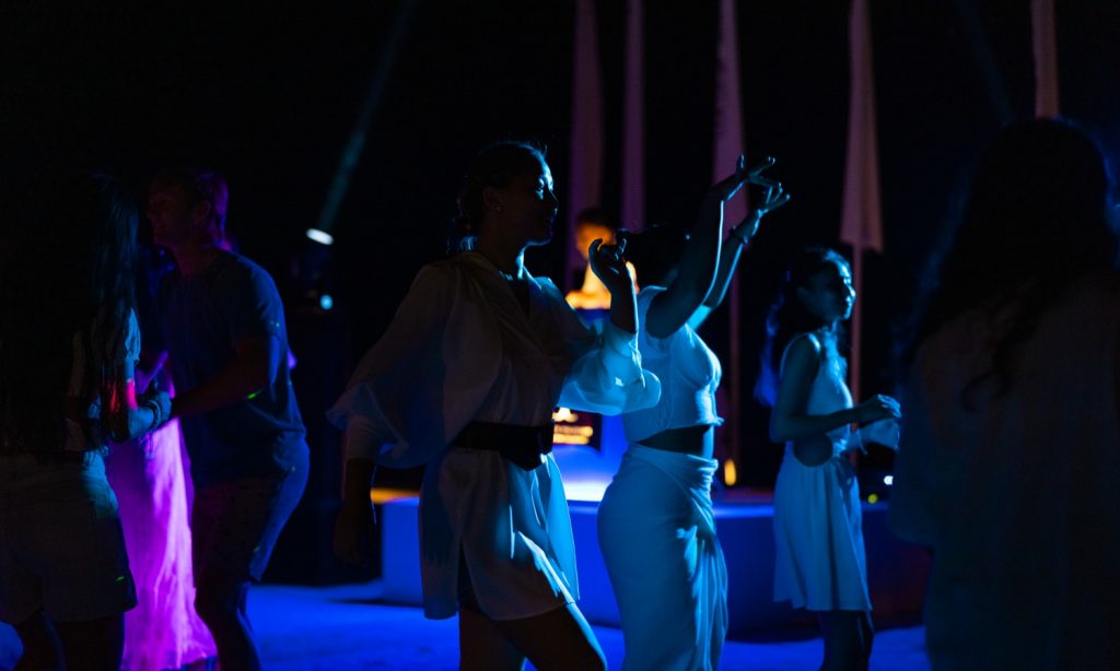 Batch Cocoon Maldives White Party