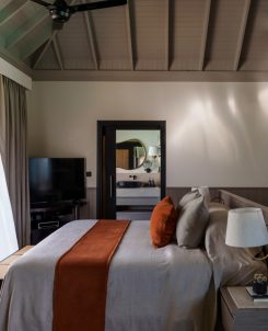 Batch Horizon WaterVilla Interiors