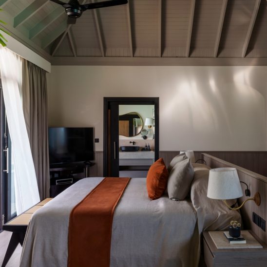 Batch Horizon WaterVilla Interiors