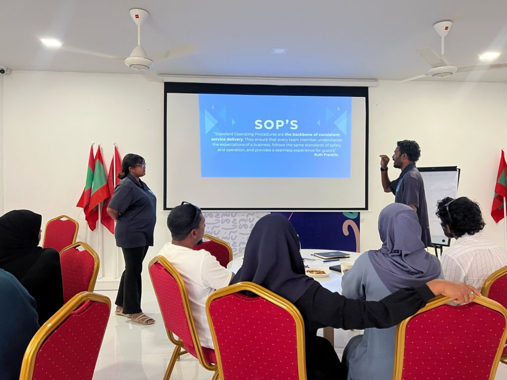 Batch KANDITHEEMU TRAINING