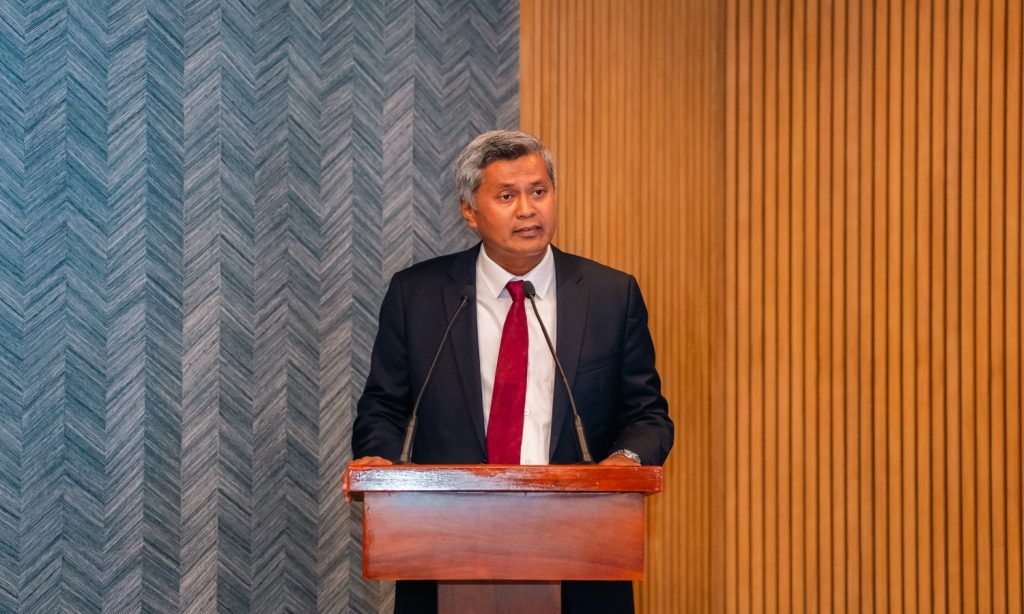 Batch 1. H.E. Mohamed Rizvi Hassen, High Commissioner of Sri Lanka to the Republic of Maldives