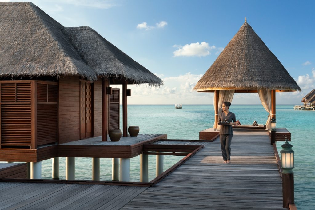 Batch Anantara Dhigu Maldives Resort Spa Sala with Team Member