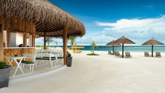 Batch OBLU NATURE Helengeli by SENTIDO Outlets & Dining Thundi Bar2