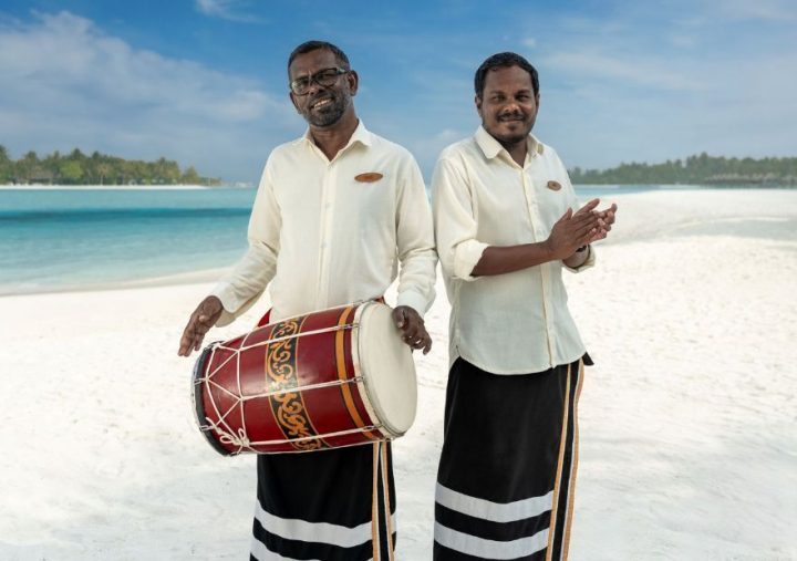 703906 Sambe and Rilwan, Cultural Insiders, Anantara Maldives Resorts 3b41bd original 1790161058 (1)
